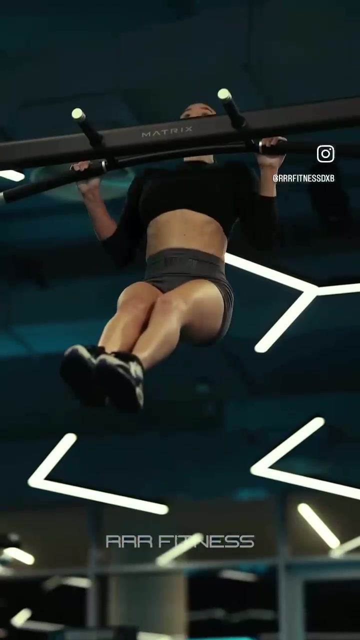 Jane in Strength and Conditioning Workout in a Dubai Gym